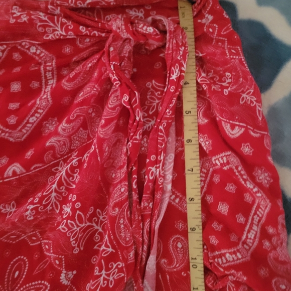 VENUS Medium Hankerchief Skort - Picture 6 of 6